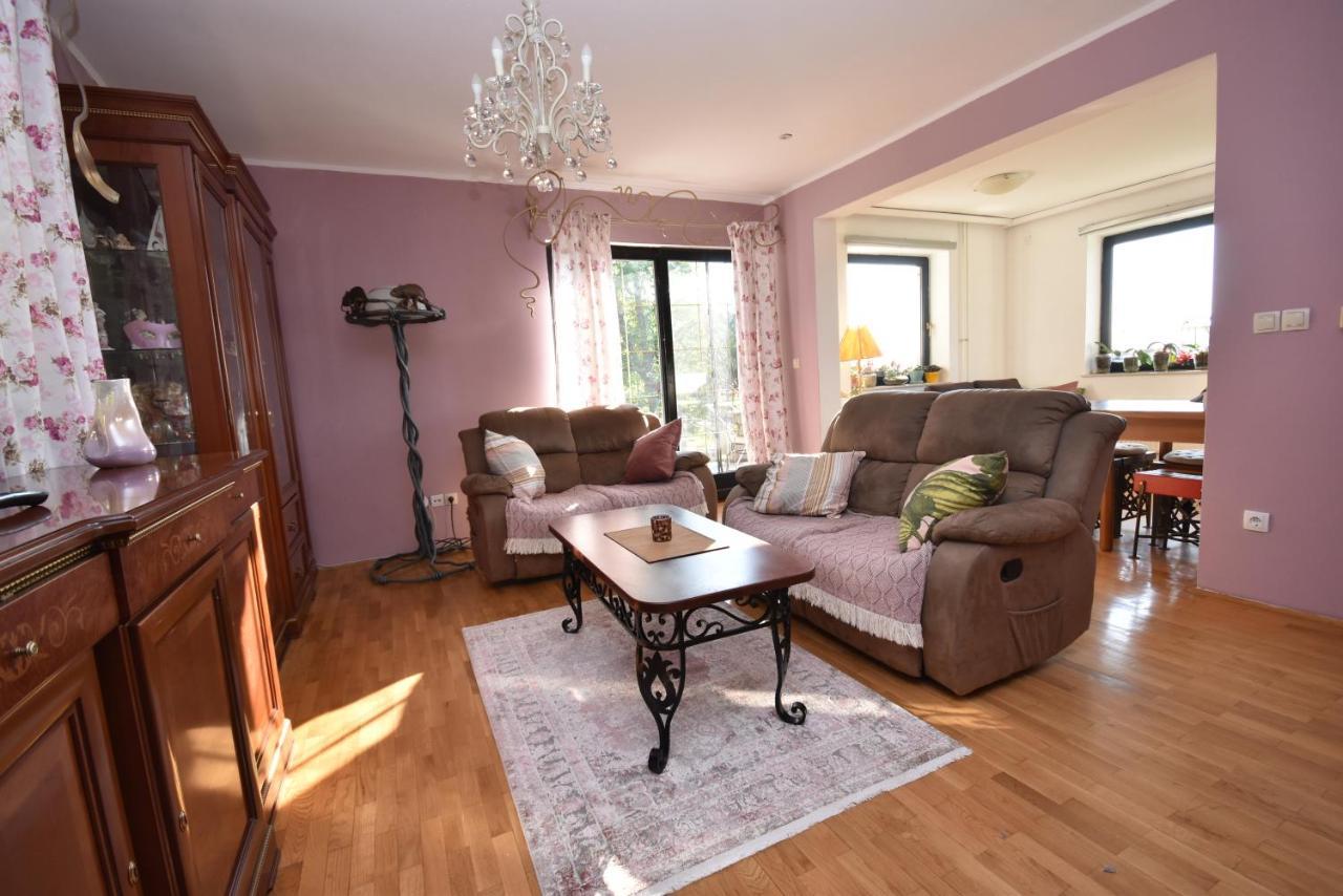 Apartmaji Lejardin Škofljica Eksteriør billede